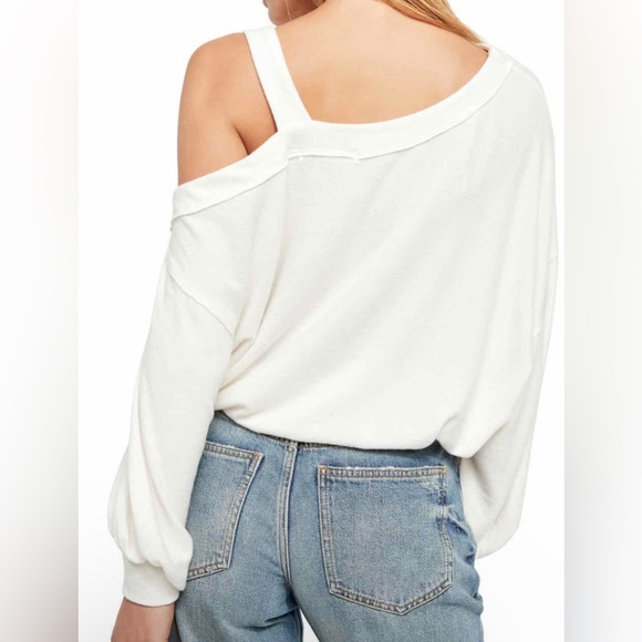 NWT Free People “Flaunt It Tee” in White/Ivory- Size Medium (currently $99.00) - Picture 3 of 6